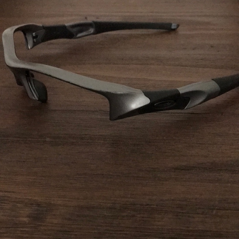 Oakley flak jacket frame-no lenses inc